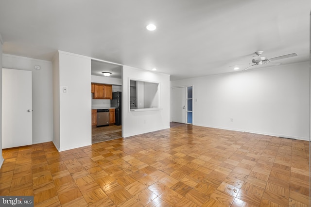 unfurnished living room featuring recessed lighting, baseboards, and ceiling fan