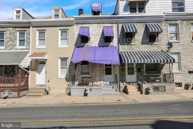 view of townhome / multi-family property