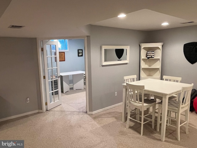 dining area featuring recessed lighting, carpet flooring, baseboards, and visible vents