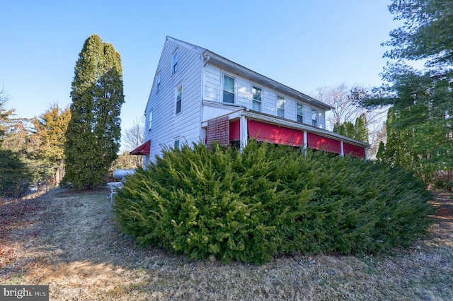 view of side of property