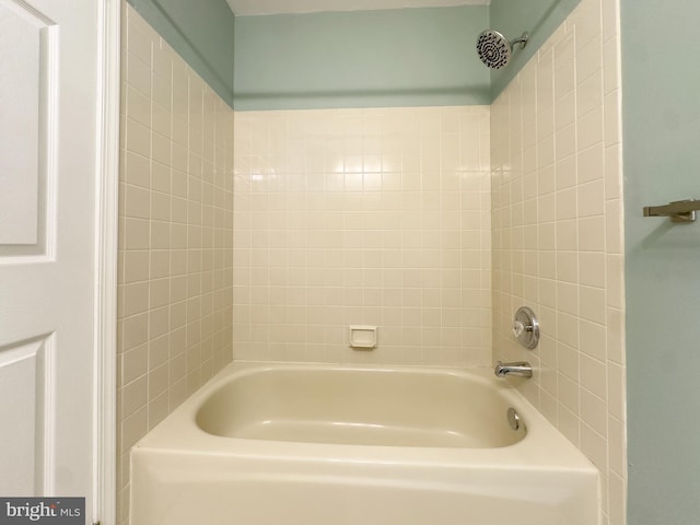 full bathroom featuring shower / bath combination