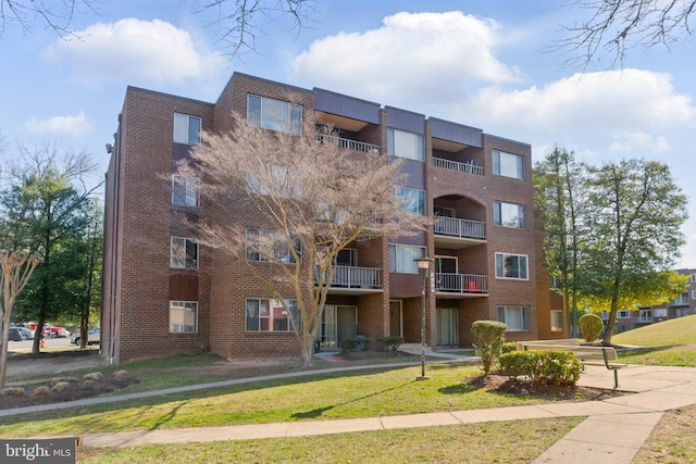 view of building exterior