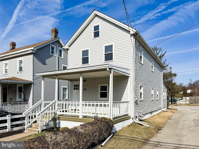 view of front of house with a porch