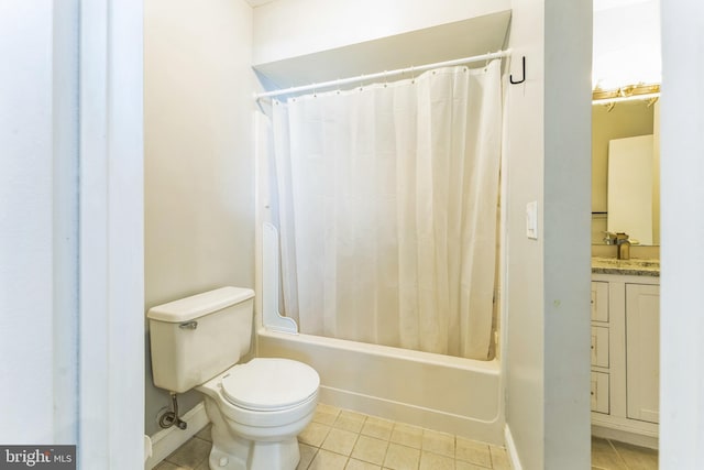 full bath featuring tile patterned flooring, baseboards, toilet, shower / bath combination with curtain, and vanity