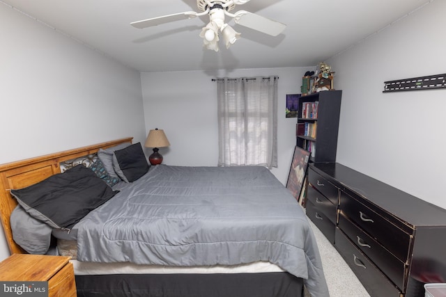 bedroom with a ceiling fan