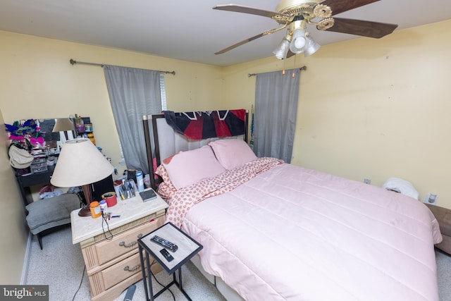 bedroom featuring a ceiling fan