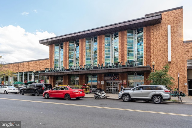 view of building exterior