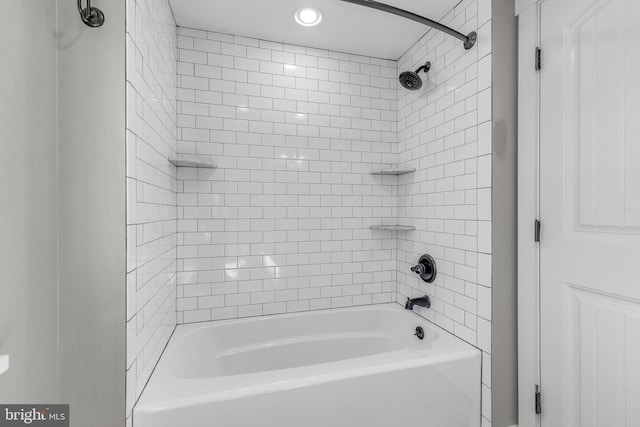 bathroom with shower / bathtub combination