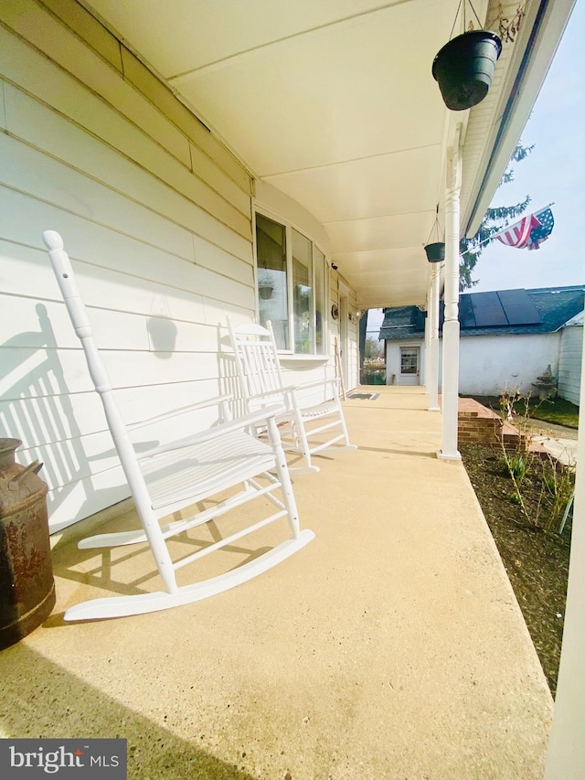 view of patio / terrace with covered porch