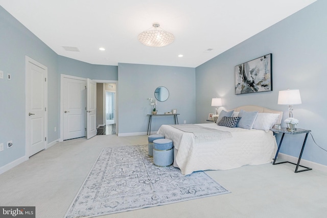 bedroom featuring recessed lighting, visible vents, baseboards, and light colored carpet