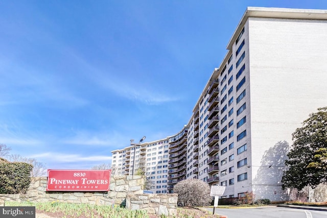 8830 Piney Branch Rd Unit 710, Silver Spring MD, 20903, 2 bedrooms, 1 bath condo for sale