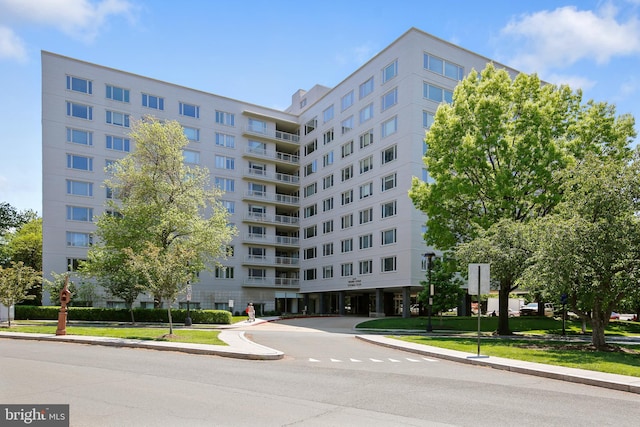 2475 Virginia Ave NW Unit 618, Washington, DC 20037 - view of building exterior