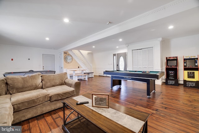 living area with ornamental molding, billiards, and wood-type flooring