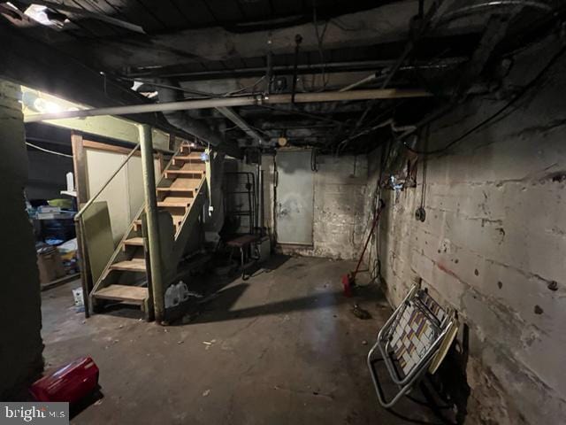 view of unfinished basement