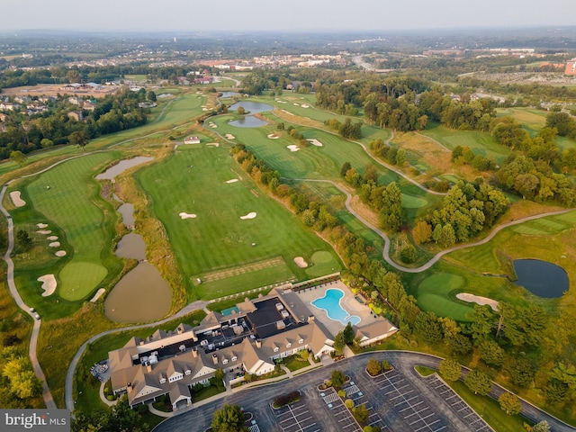 bird's eye view with golf course view