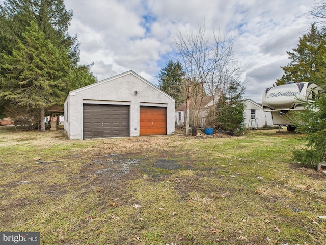 view of detached garage