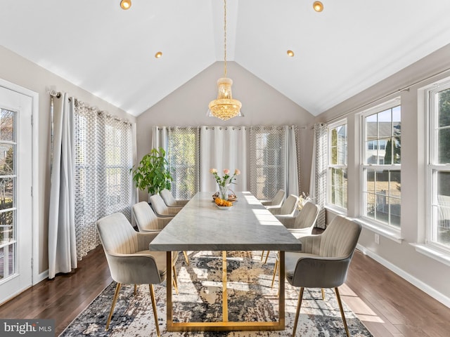 sunroom with lofted ceiling