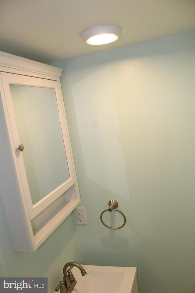 208 S Brewster Rd, Vineland, NJ 08361 - bathroom featuring a sink
