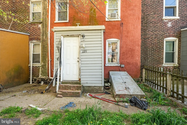 1121 E 22nd St, Wilmington, DE 19802 - doorway to property with fence