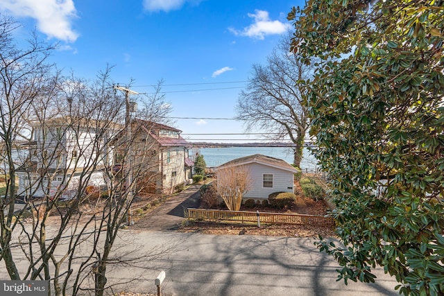 view of front of property