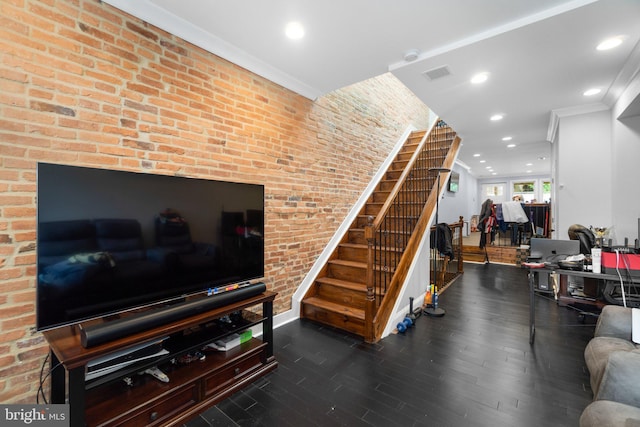 444 Grindall St, Baltimore, MD 21230 - living room with stairway, wood finished floors, baseboards, crown molding, and recessed lighting
