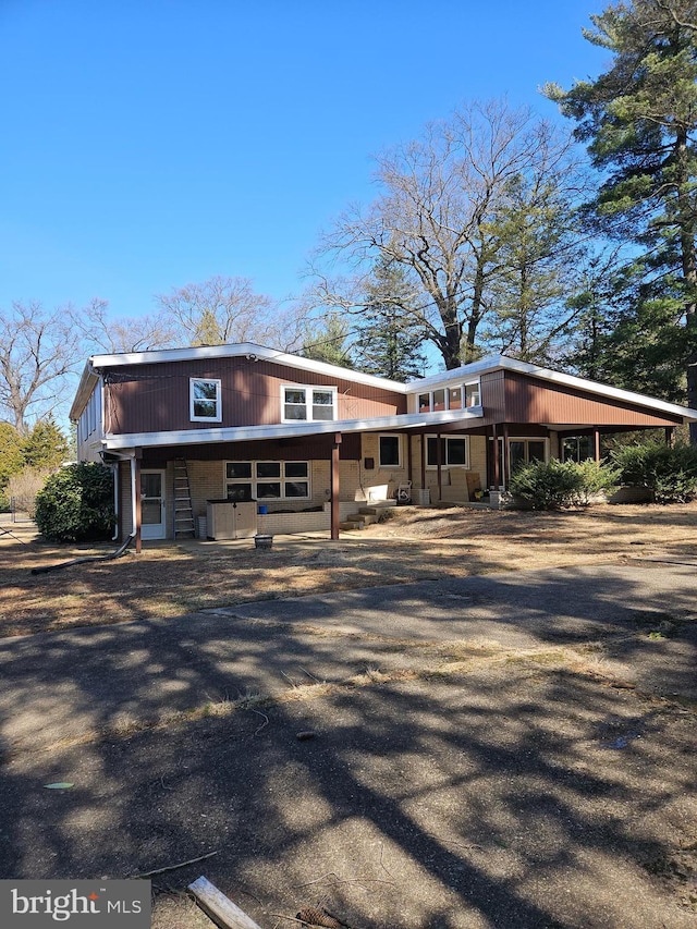 view of front of home