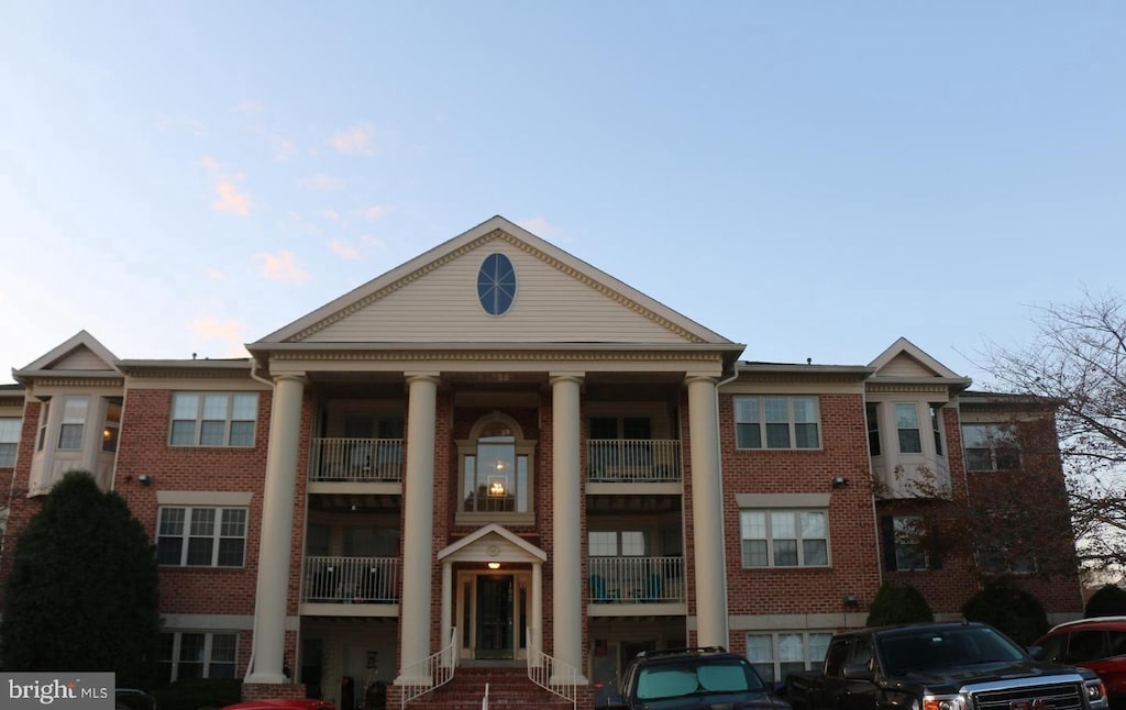 view of building exterior