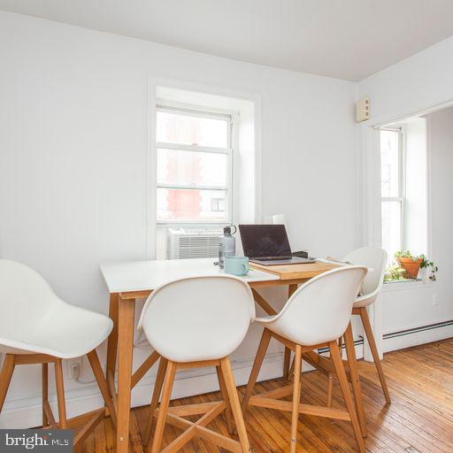 dining room featuring light wood finished floors