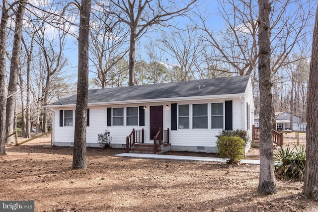 ranch-style home with crawl space