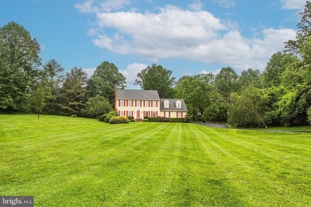 exterior space with a lawn