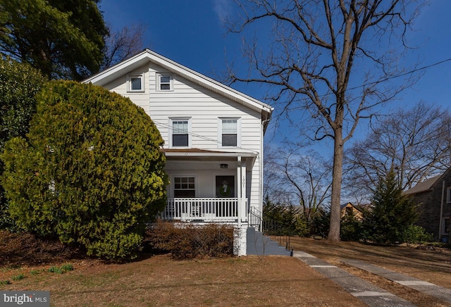 view of front of property with covered porch