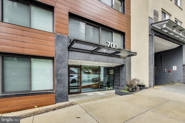 700 Roeder Rd Unit 402, Silver Spring, MD 20910 - view of building exterior