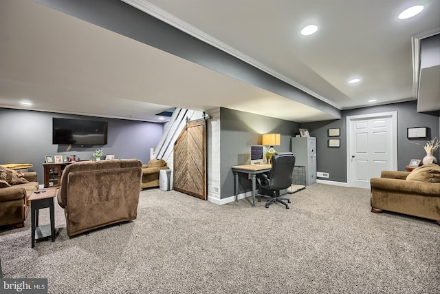 carpeted living room featuring recessed lighting, baseboards, and crown molding