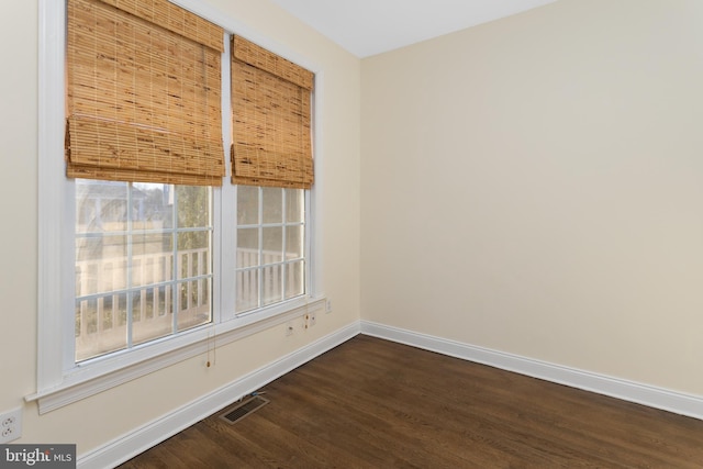 9 Quaker St, Chesterfield, NJ 08515 - unfurnished room featuring baseboards, visible vents, and dark wood-style floors