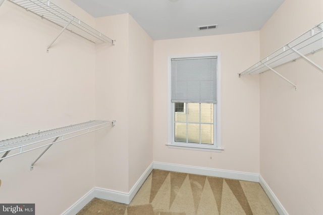 9 Quaker St, Chesterfield, NJ 08515 - walk in closet with visible vents and carpet flooring