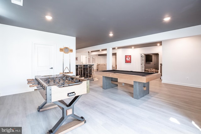 recreation room with billiards, wood finished floors, visible vents, baseboards, and recessed lighting