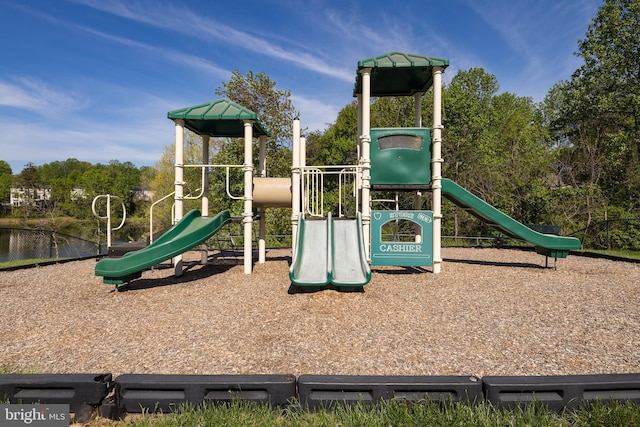 15200 Spotted Turtle Ct, Woodbridge, VA 22193 - view of community play area