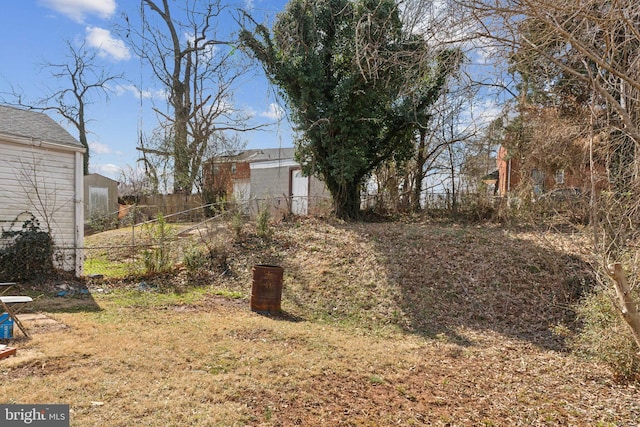 view of yard featuring fence