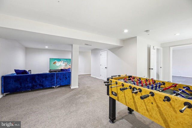 playroom with recessed lighting, visible vents, baseboards, and carpet