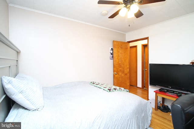 115 Crestmont Ave, State College, PA 16801 - bedroom with a ceiling fan, crown molding, and light wood-style floors