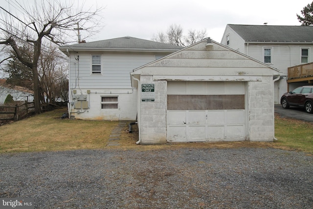 115 Crestmont Ave, State College, PA 16801 - view of front of home featuring a front lawn, an attached garage, and driveway