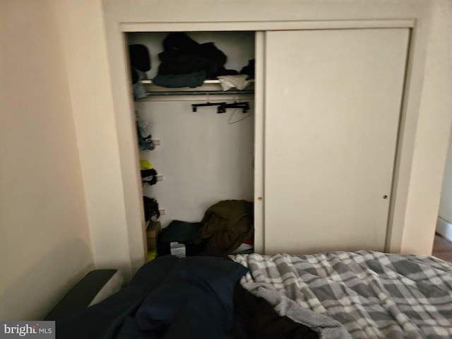 bedroom featuring a closet