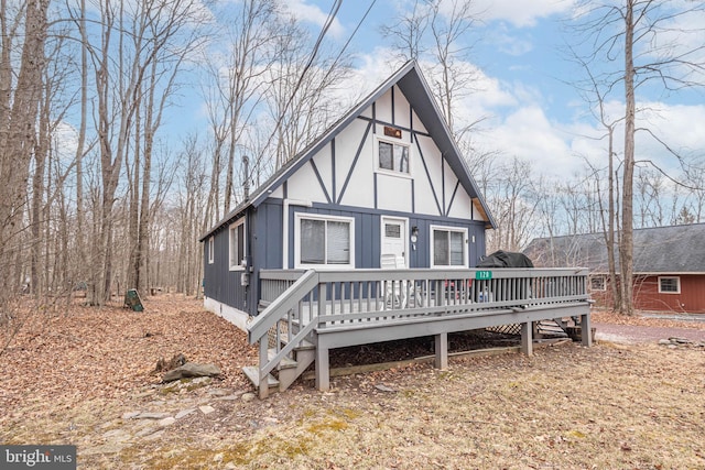 view of front of home featuring a deck