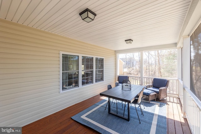 view of sunroom / solarium