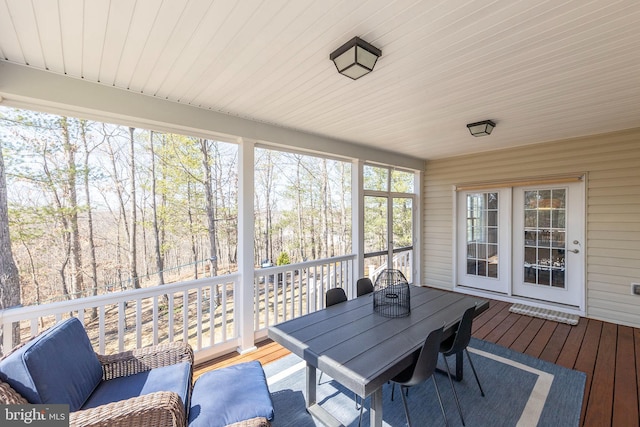 view of sunroom / solarium