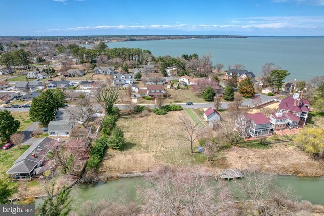 ES Harris Dr E, Cambridge, MD 21613