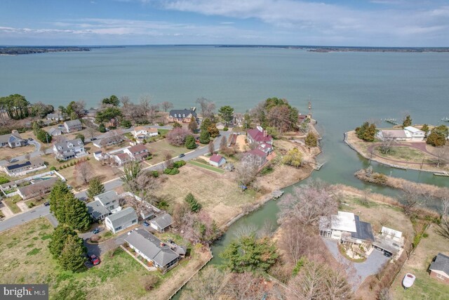 ES Harris Dr E, Cambridge, MD 21613