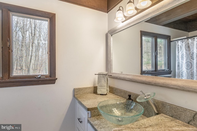 full bathroom featuring vanity