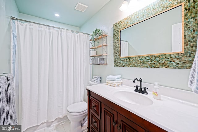 full bathroom featuring tile patterned floors, visible vents, toilet, a shower with shower curtain, and vanity