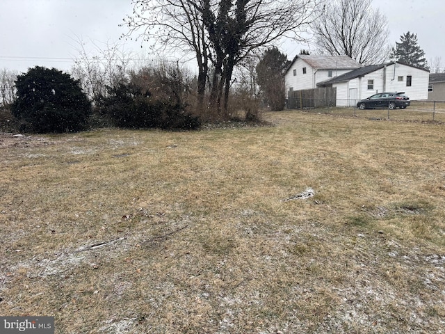 view of yard with fence